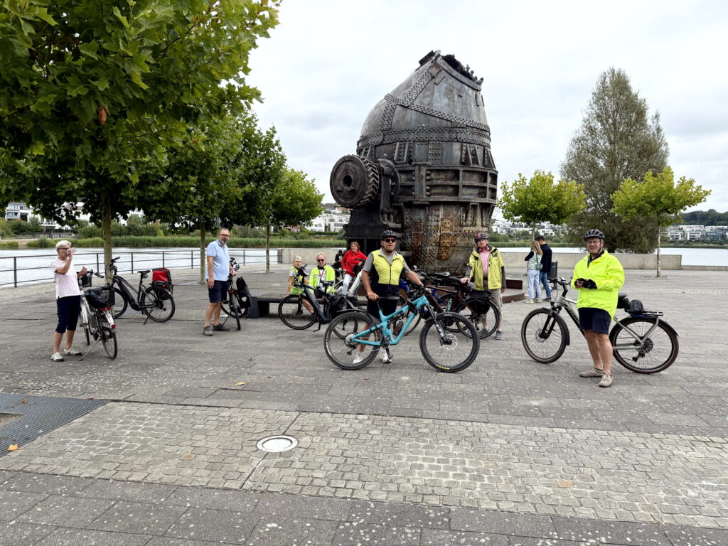 Radrundfahrt vom Heimatverein Bodelschwingh und Westerfilde e.V. am 17.08.2025 zum Phoenixsee mit Rast bei der Bergmann Brauerei.